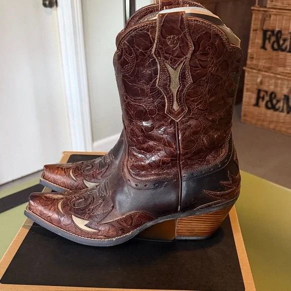 Ariat Rich Brown Leather Square Toe Cowboy Boots 9” height size 10 - Picture 1 of 6